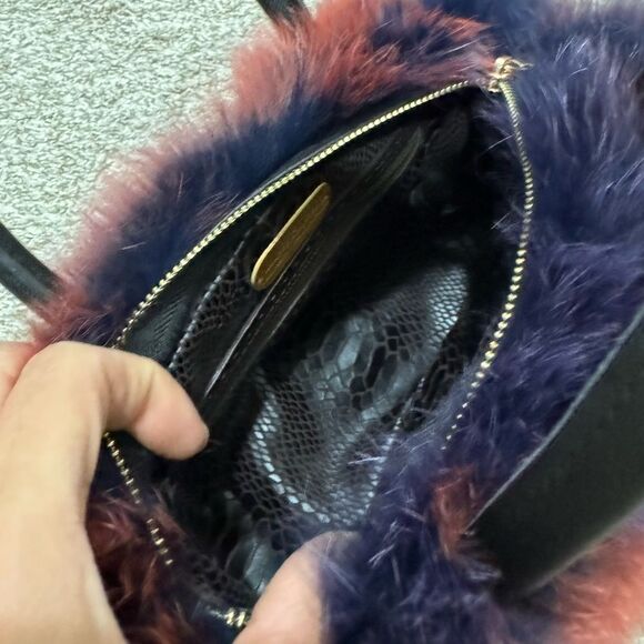 2 Tone Gradient Real Fox Fur Handmade Boston Bag/Crossbody & 2 Fur Balls Charm - Picture 16 of 17